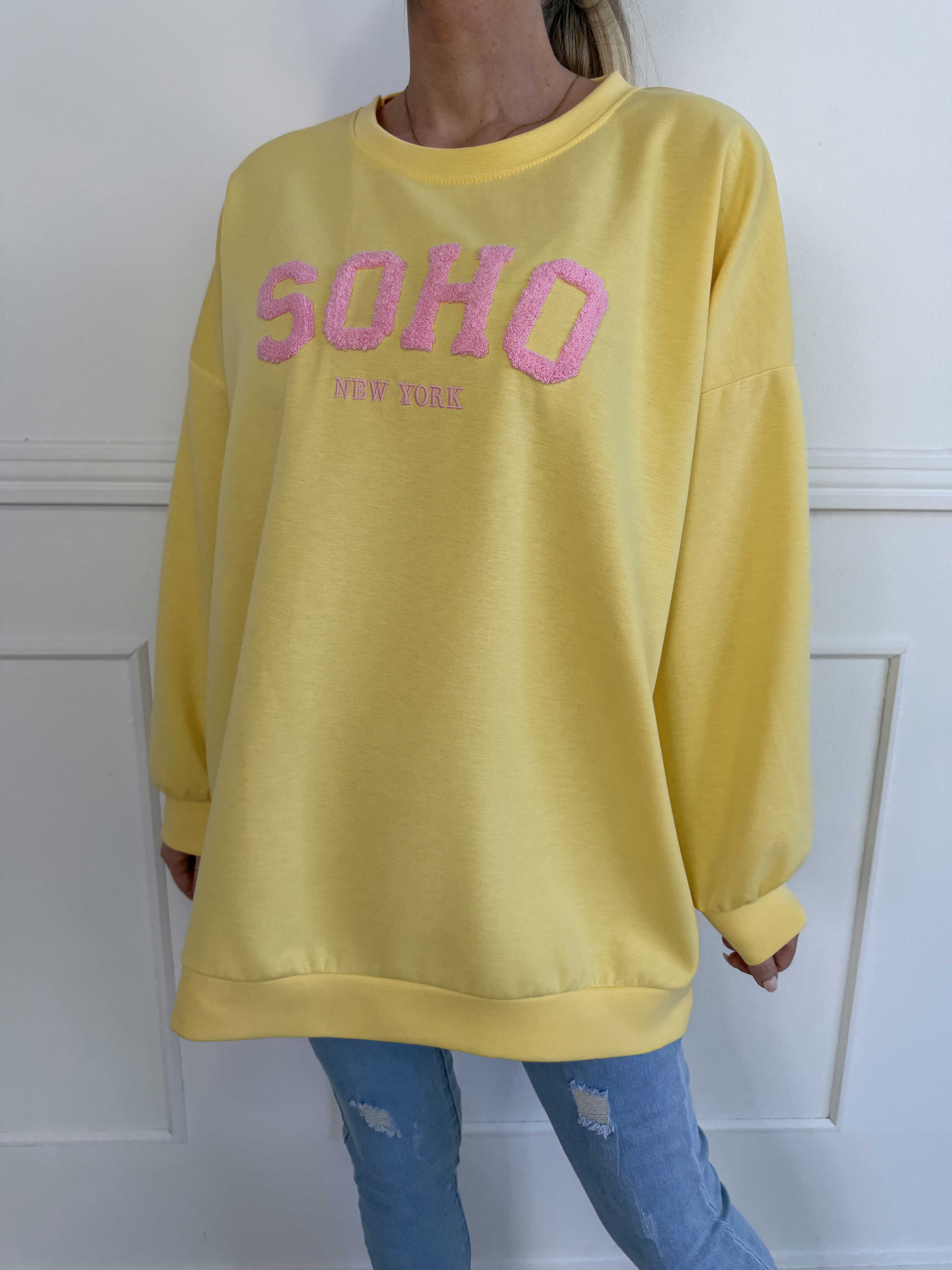 Lindsay - Blød sweatshirt med SOHO skrevet på brystet